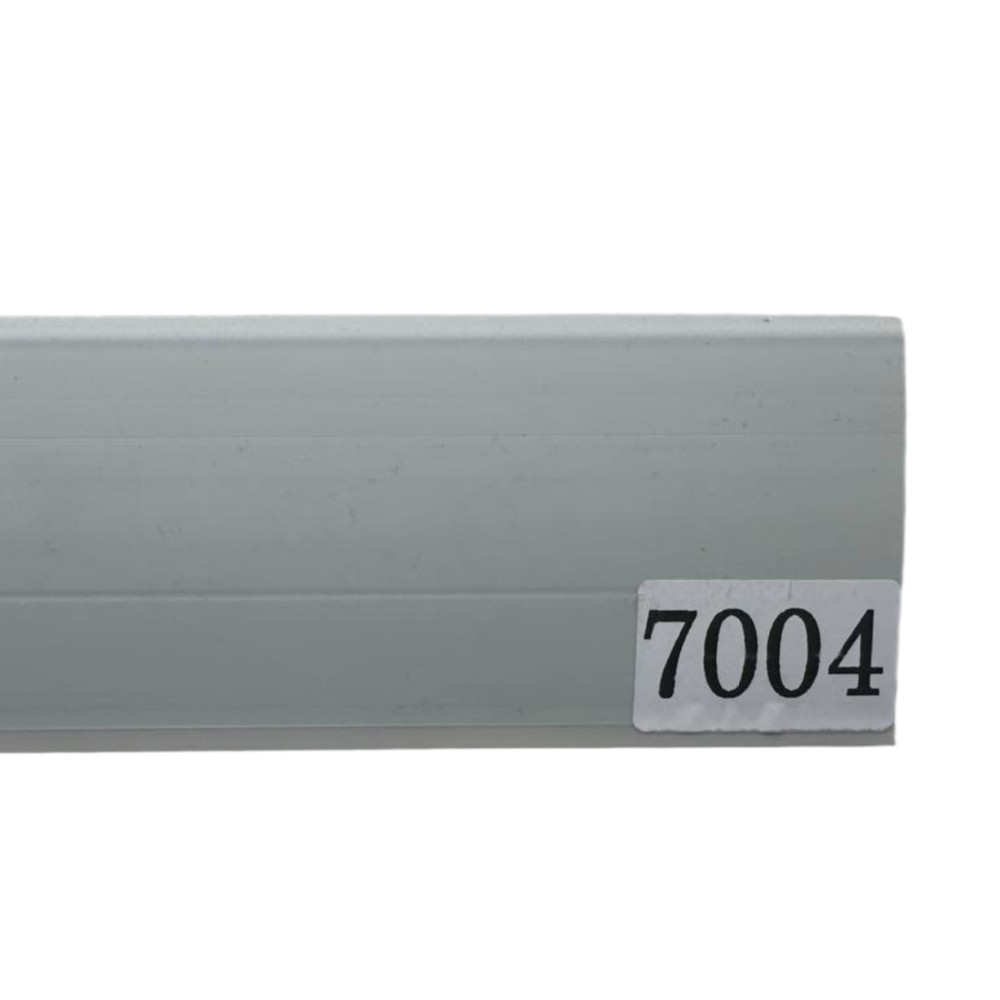 7004 Плинтус напольный SCANDY 70мм, 2,2 п.м. Dекопласт (18 шт)
